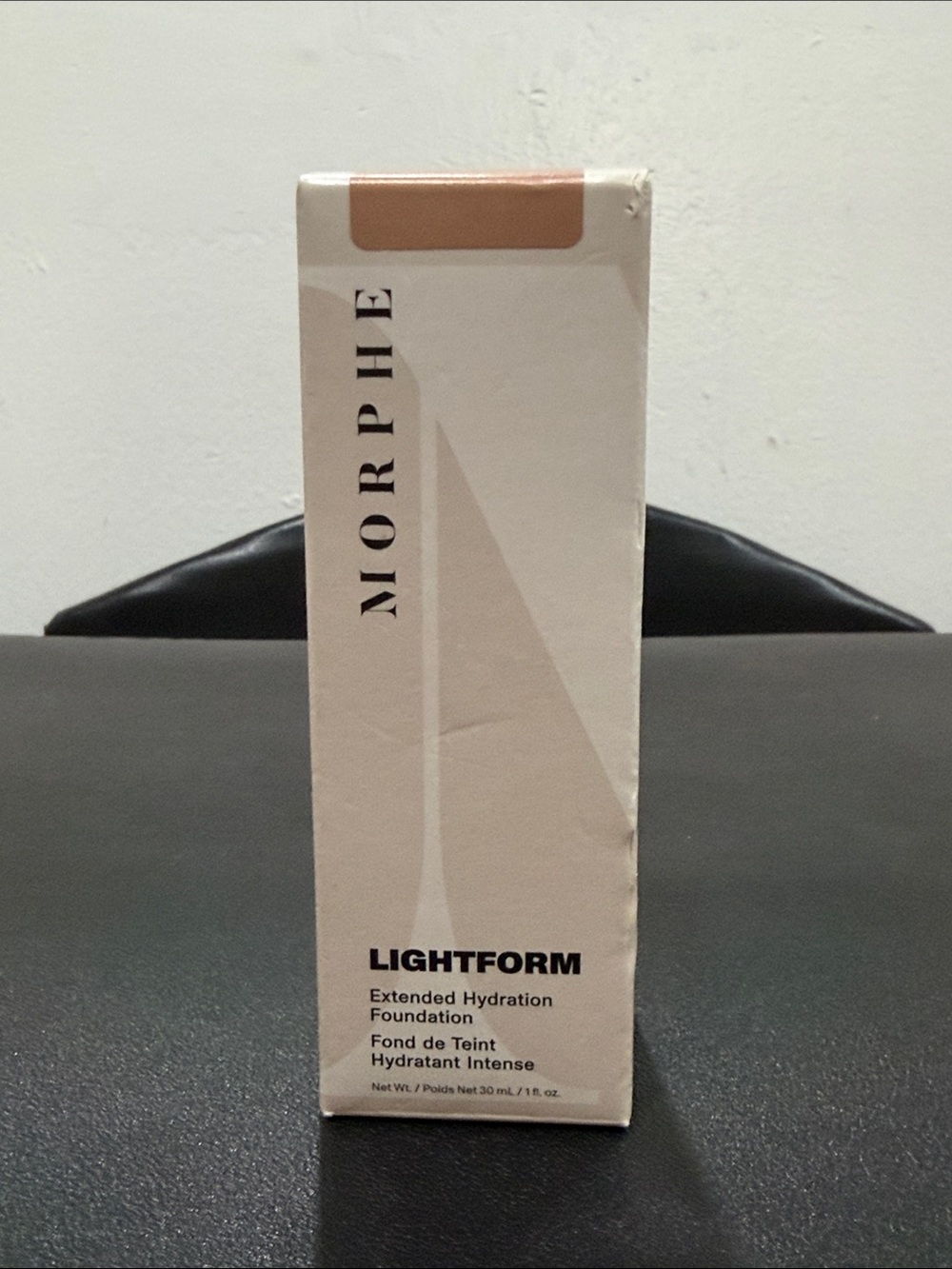 Morphe Lightform Extended Hydration Foundation — Beige & Cream Box